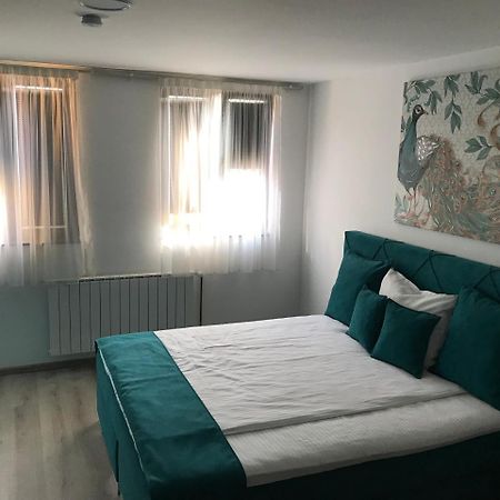Heartland City B&B توزلا المظهر الخارجي الصورة