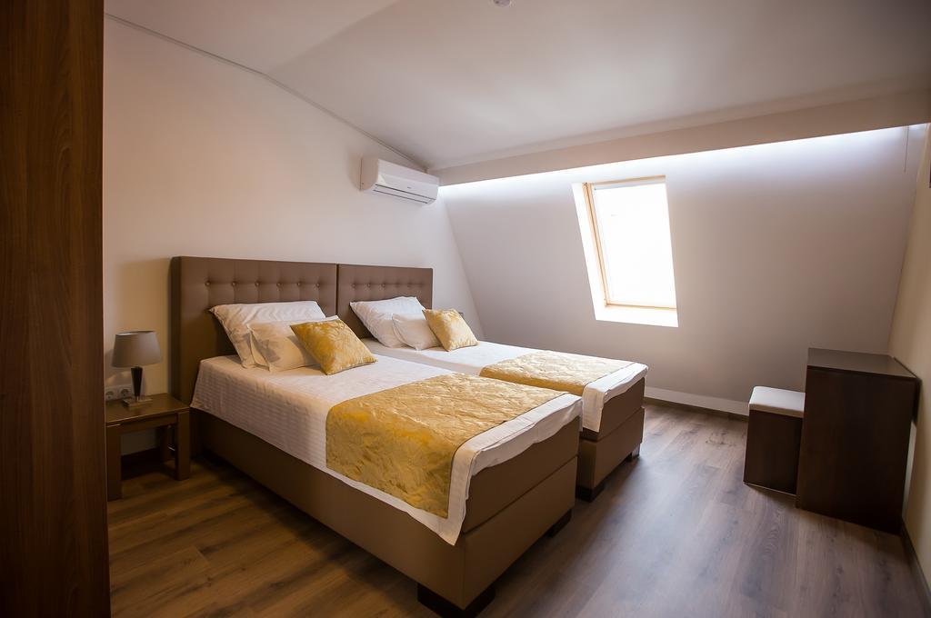 Heartland City B&B توزلا المظهر الخارجي الصورة