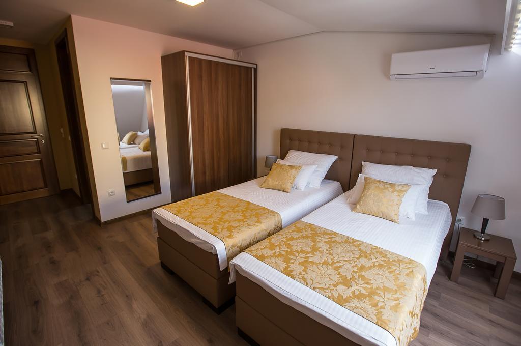 Heartland City B&B توزلا المظهر الخارجي الصورة