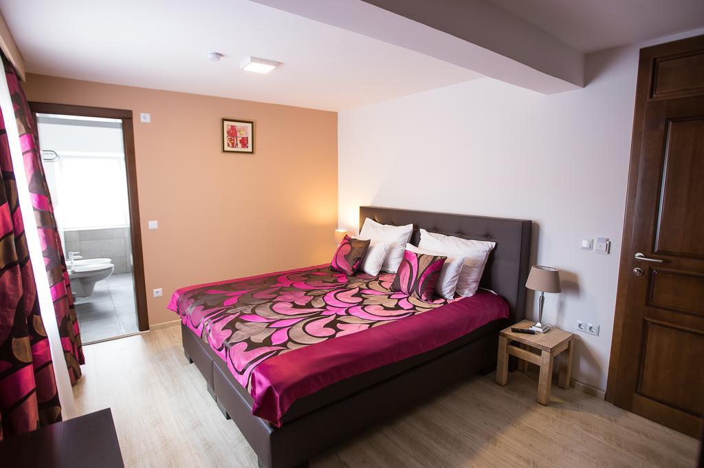Heartland City B&B توزلا المظهر الخارجي الصورة