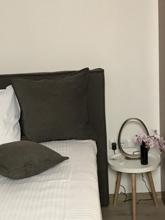 Heartland City B&B توزلا المظهر الخارجي الصورة